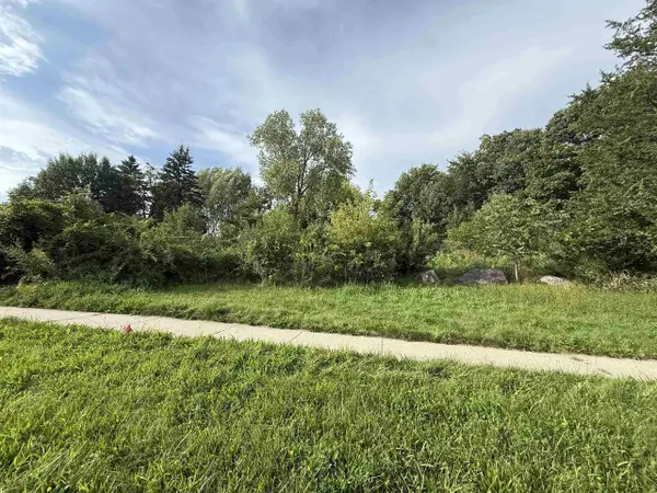1480 Winnebago Circle, Baraboo, WI 53913