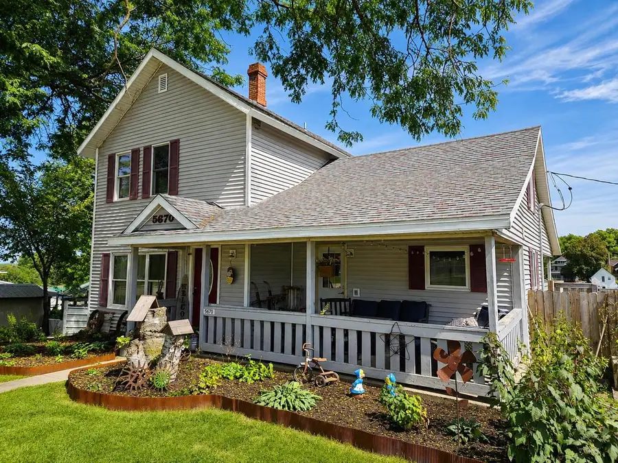 5670 Main Street, Gratiot, WI 53541 - #3