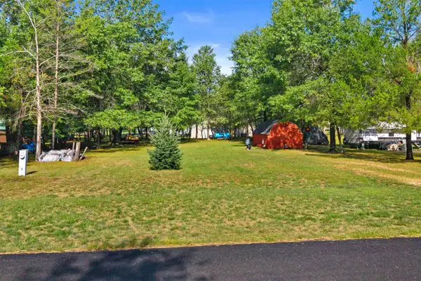 1016 &1018 Kirkless Court, Nekoosa, WI 54457