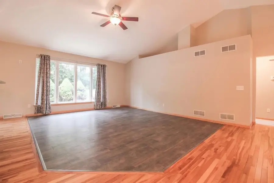 1603 Endl Boulevard, Fort Atkinson, WI 53538 - #3