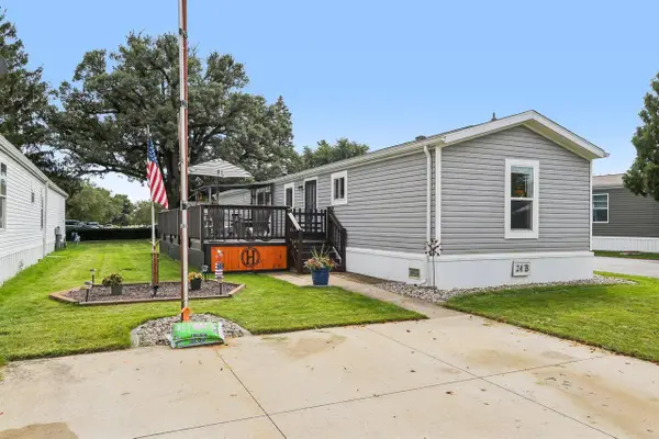 15941 Durand Avenue #24B, Union Grove, WI 53182
