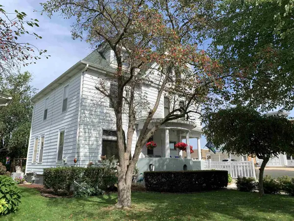 240 W Harrison Street, Columbus, WI 53925