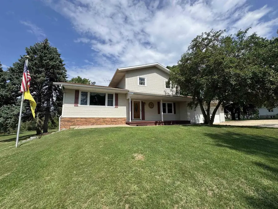 W5642 Rolling Acres Lane, Monroe, WI 53566 - #2