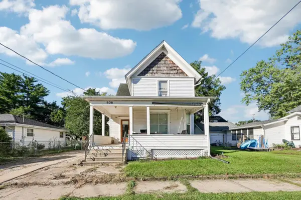 606 Chestnut Street, Janesville, WI 53548
