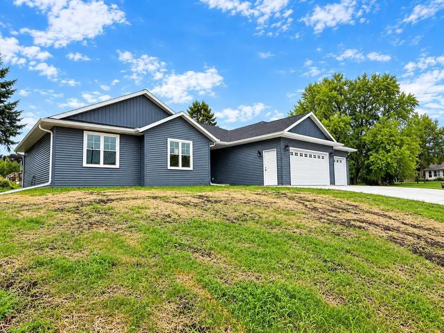 312 Village Lane, Ripon, WI 54971 - #2