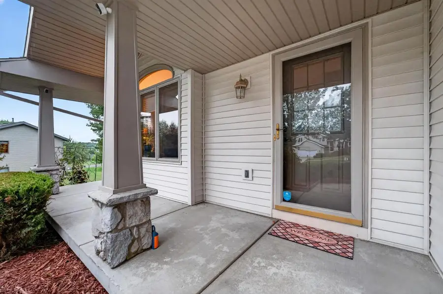 5904 Red Oak Trail, McFarland, WI 53558 - #2