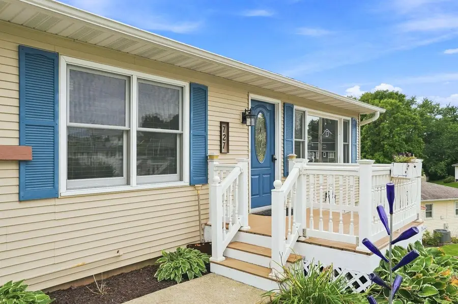 727 E North Street, Darlington, WI 53530 - #3