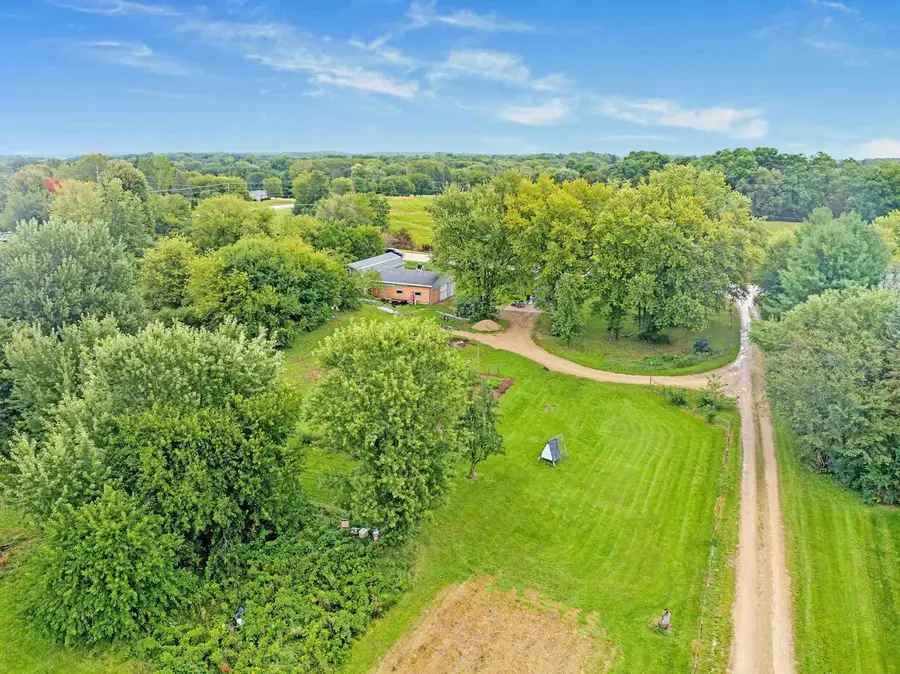 749 County Road MM, Oregon, WI 53575 - #2