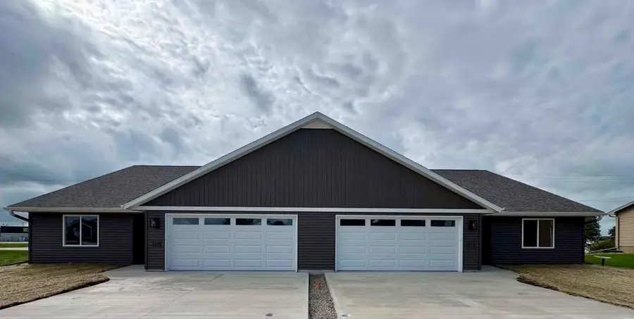 214 Danielle Drive, Randolph, WI 53956 - #2