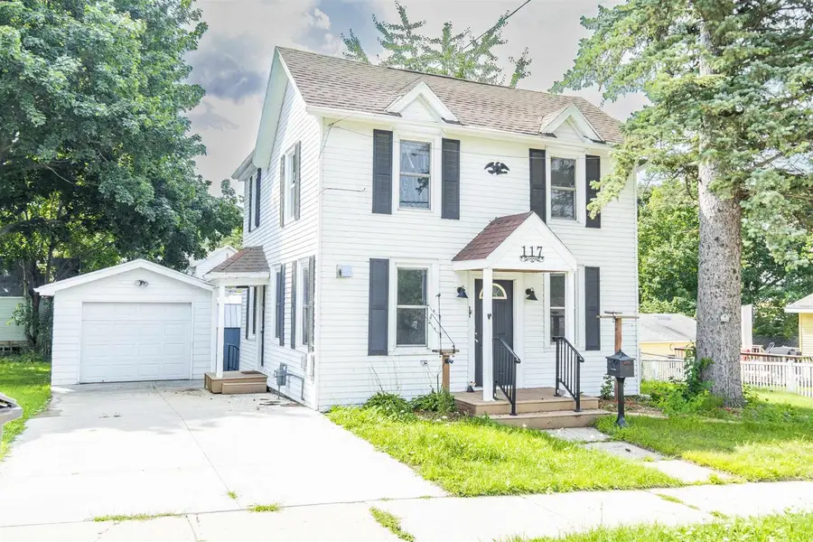 117 E Milwaukee Street, Stoughton, WI 53589 - #2
