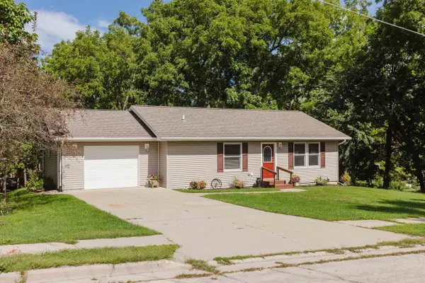 535 Broad Street, Mineral Point, WI 53565