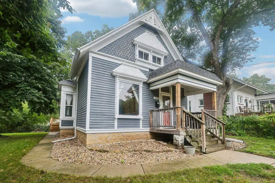 624 S Garfield Avenue, Janesville, WI 53545 - #2