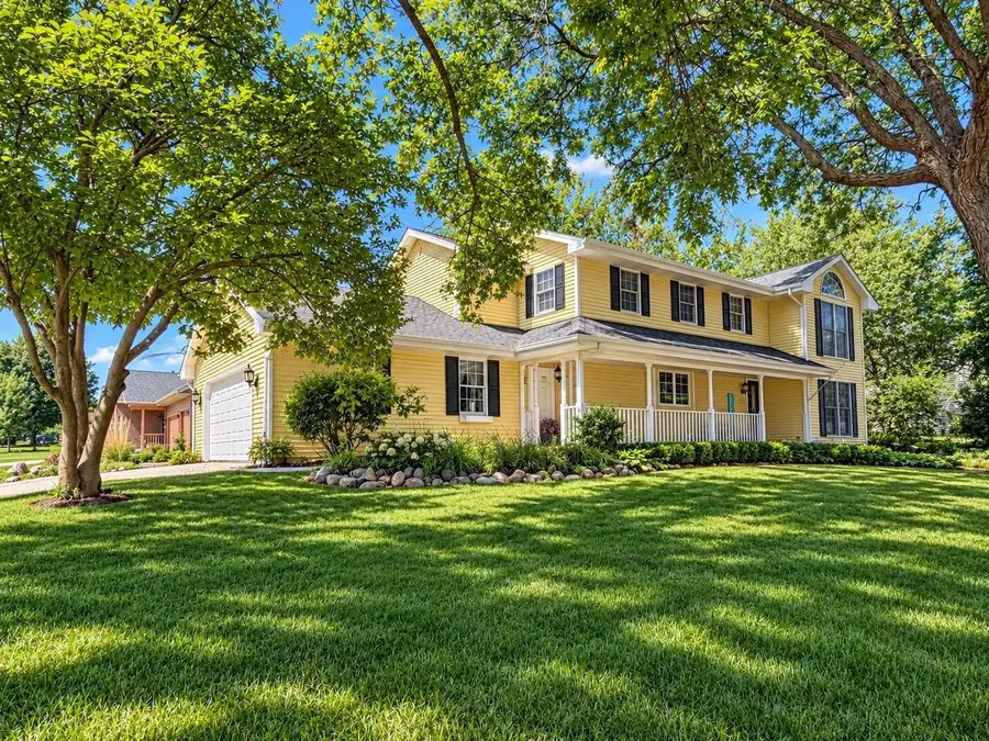 605 Cambridge Drive, Janesville, WI 53548 - #2