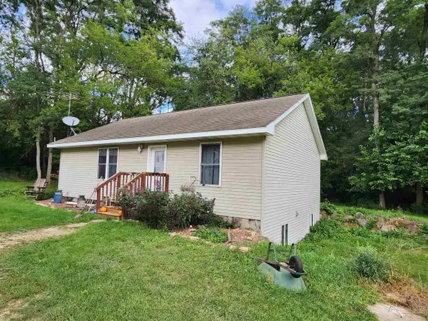 N8002 Ashley Rd. Road, Portage, WI 53901