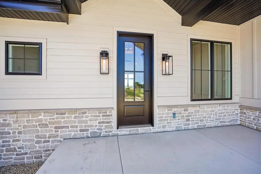 1409 Yeske Drive, Waunakee, WI 53597 - #3