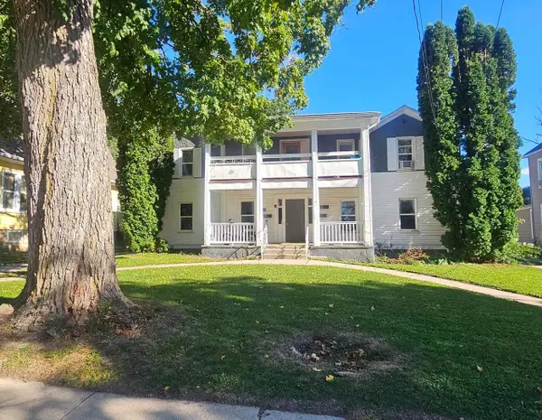 321 N Lincoln Avenue, Beaver Dam, WI 53916