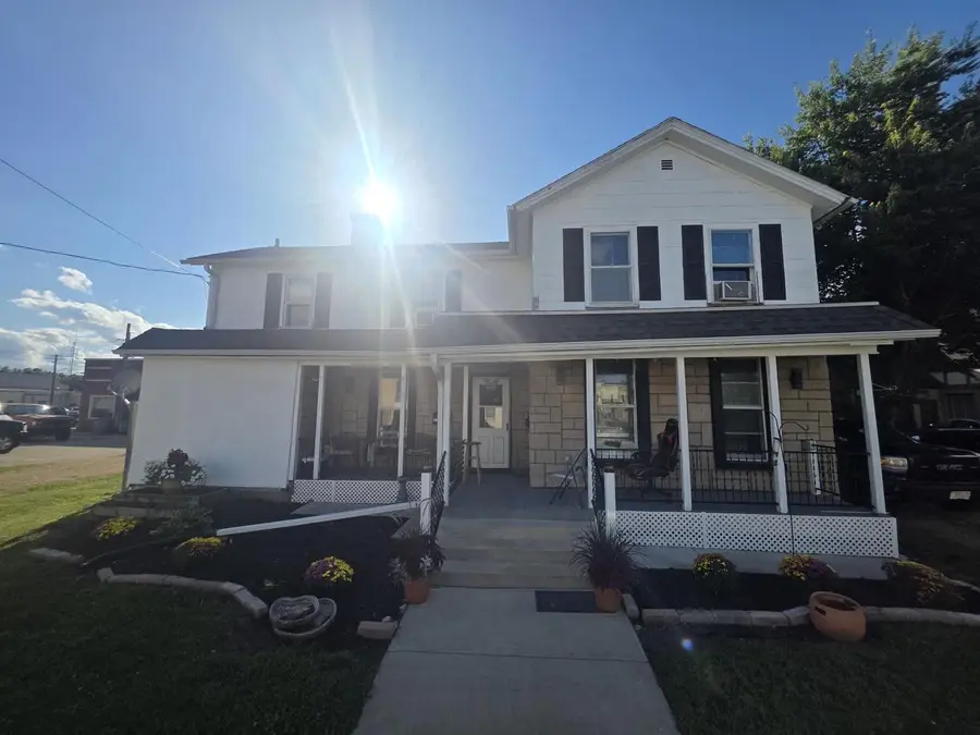 1007 W 2nd Avenue, Brodhead, WI 53520 - #3