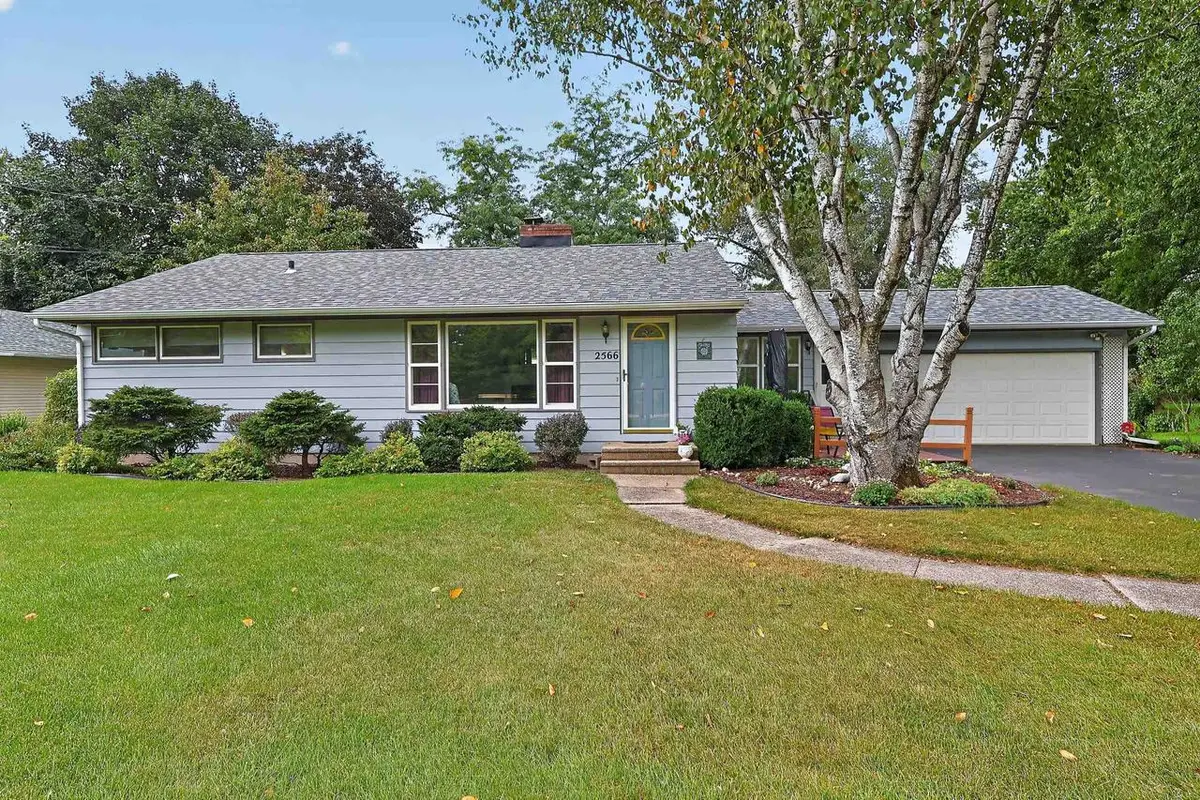 2566 White Oaks Drive, Beloit, WI 53511 - #1
