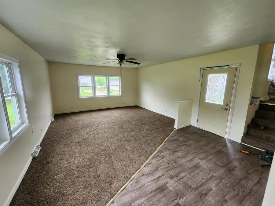 402 Lord Street, Edgerton, WI 53534 - #3