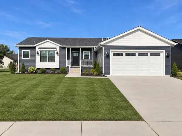 303 11th Avenue, Brodhead, WI 53520