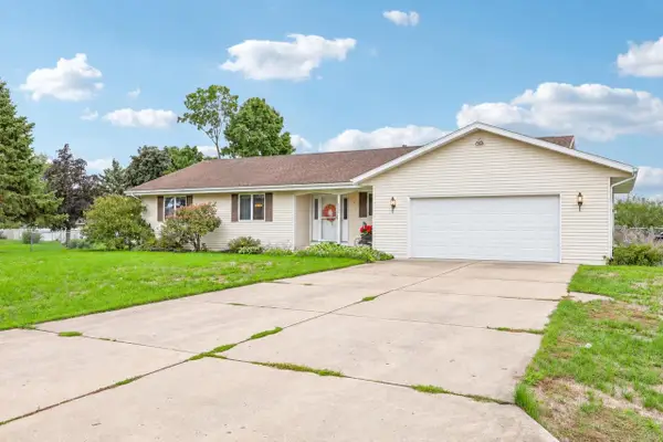 720 E Holly Road, Beloit, WI 53511