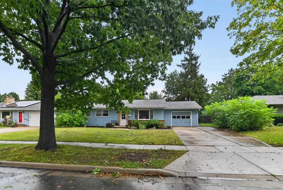 6628 Hubbard Avenue, Middleton, WI 53562 - #2