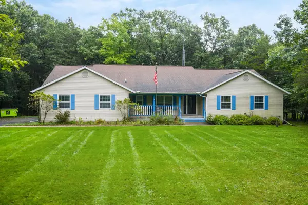 S3714 S Bent Tree Drive, Baraboo, WI 53913
