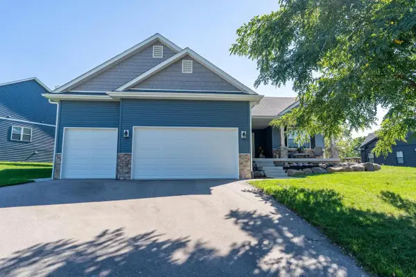 636 Greenway Point Drive, Janesville, WI 53548