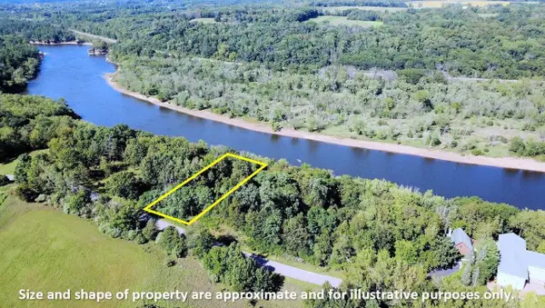 L21 Hillside Drive, Wisconsin Dells, WI 53965