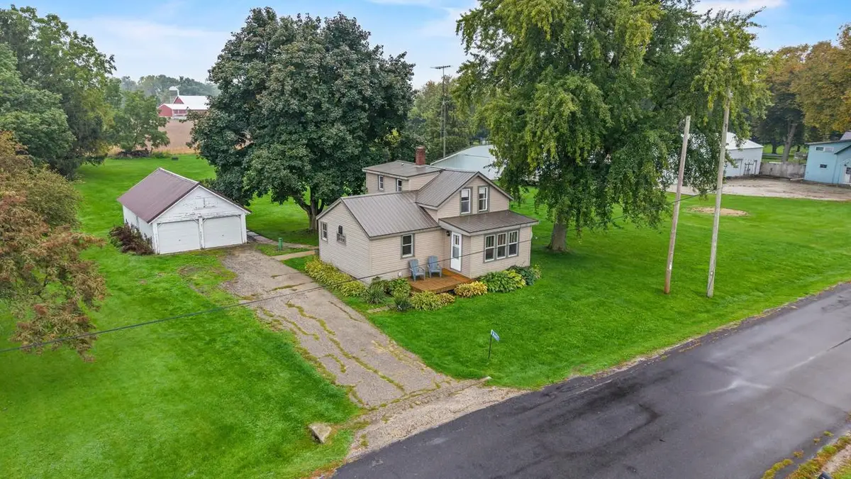 W6883 Arbor Road, Juneau, WI 53039 - #1