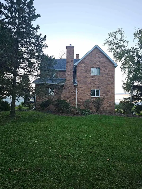 841 S Monroe Street, Waterloo, WI 53594