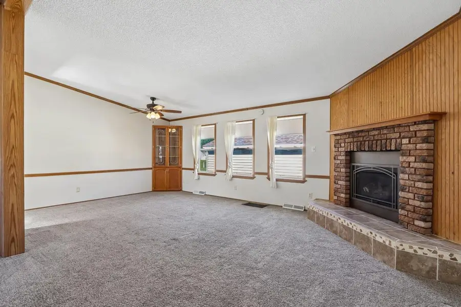 601 Park Ridge Road, Waterford, WI 53185 - #3