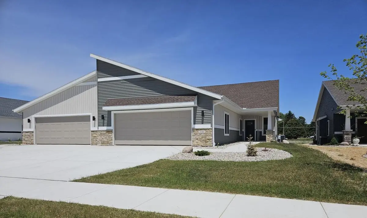 3719 Newcastle Drive, Janesville, WI 53546 - #1