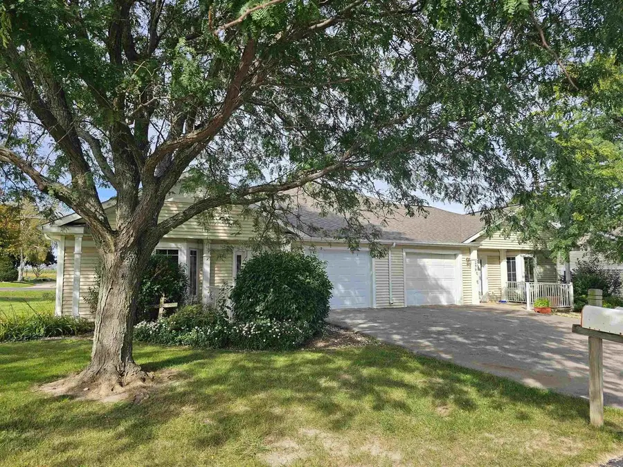 255 Highland Terrace, Waterloo, WI 53594 - #2