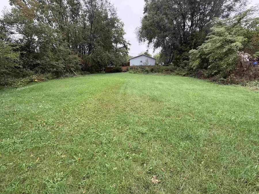 812 E Edgewater Street, Portage, WI 53901 - #3