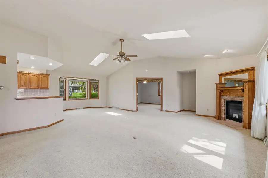 812 E South Street, Beaver Dam, WI 53916 - #2