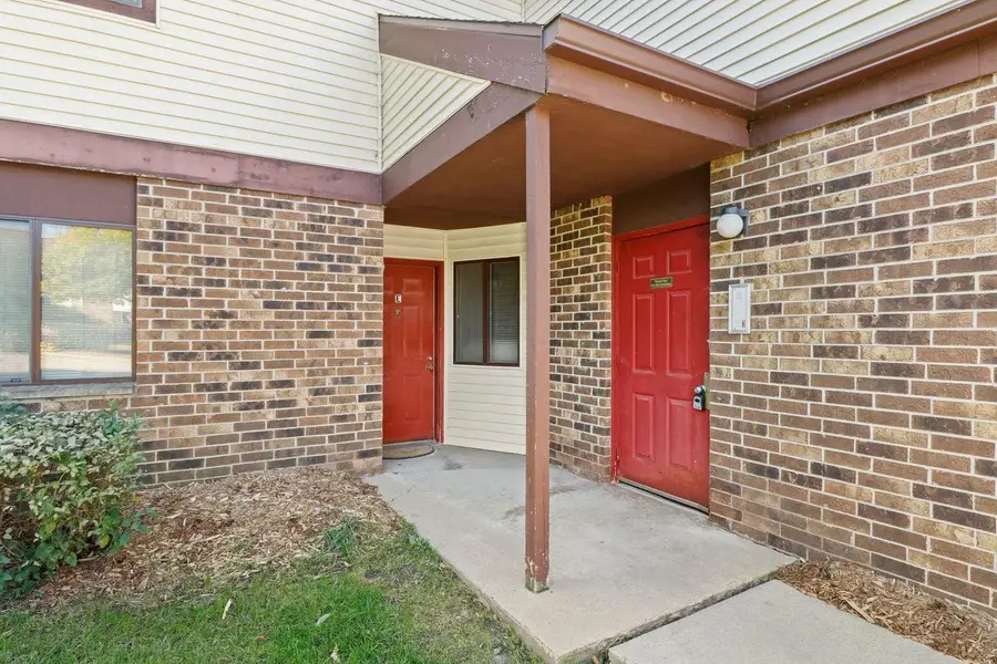 1027 Sunnyvale Lane #B, Madison, WI 53713 - #3