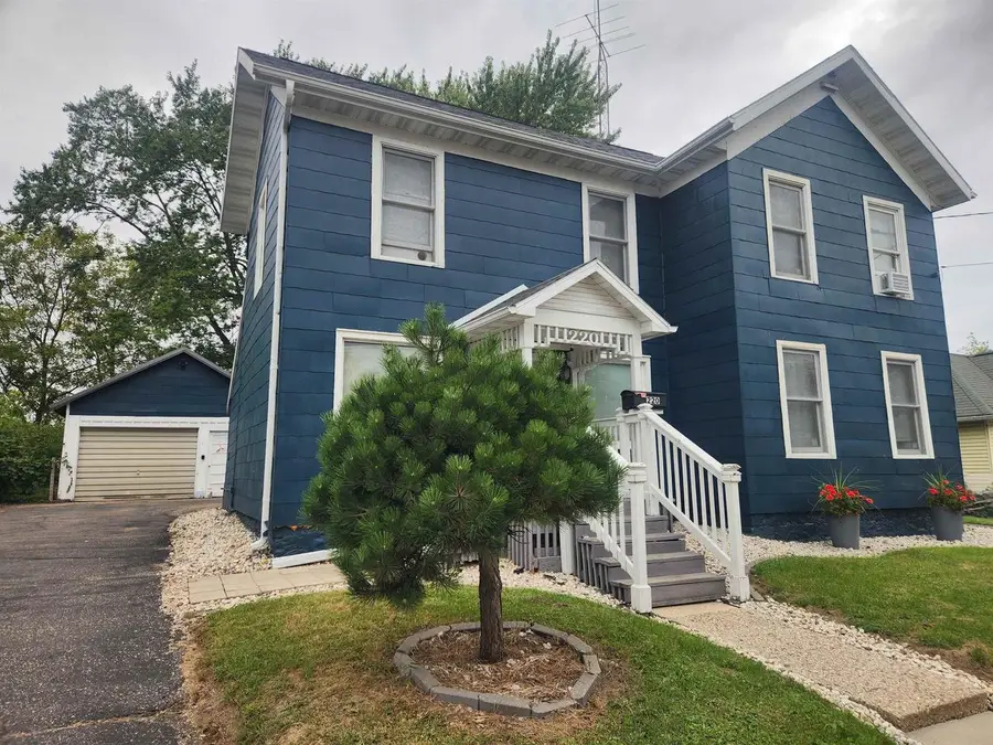 220 Quarry Street, Baraboo, WI 53913 - #2