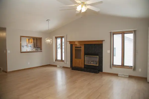 1045 Saddle Ridge, Portage, WI 53901