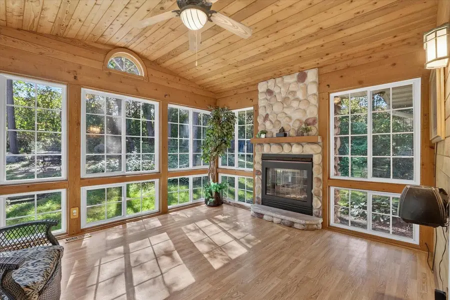 1222 E Lakeside Drive, Edgerton, WI 53534 - #2