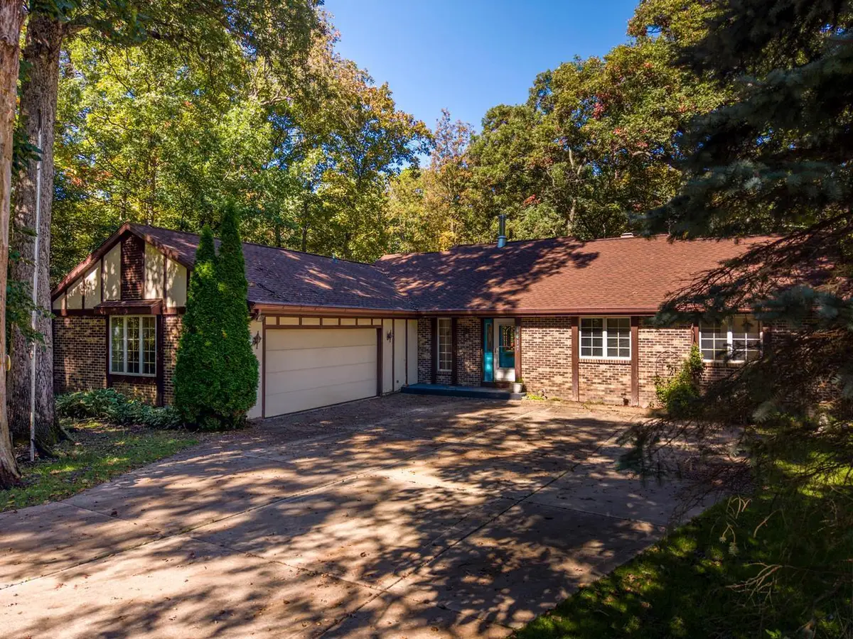4417 N Galaxy Drive, Janesville, WI 53546 - #1