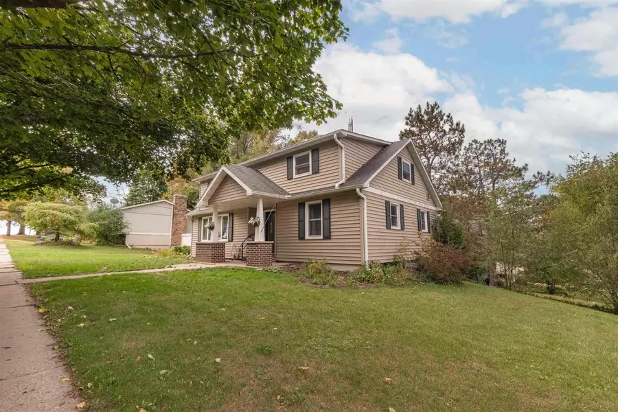 727 Myrtle Street, Reedsburg, WI 53959 - #2