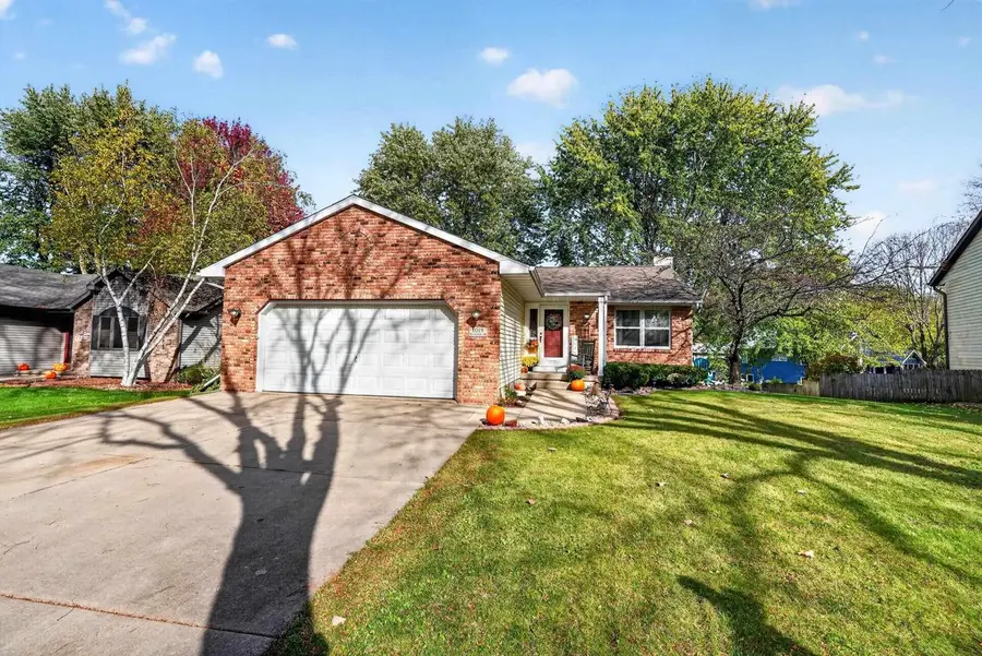 1019 Fountain Drive, Sun Prairie, WI 53590 - #2