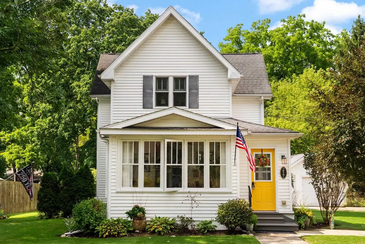 217 Randolph Street, Walworth, WI 53184 - #1