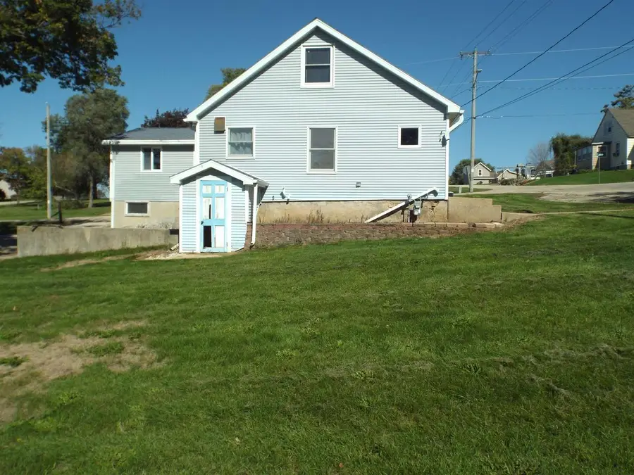 303 S Center Street, Browntown, WI 53522 - #2