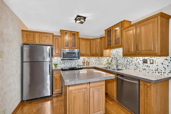 104 Grand Canyon Drive #104, Madison, WI 53705