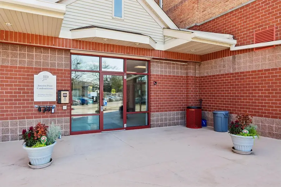 301 Harbour Town Drive #330, Madison, WI 53717 - #2