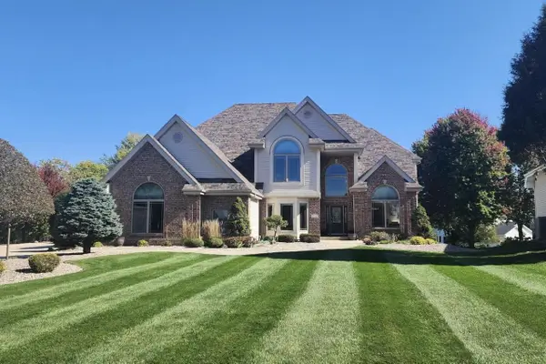 1225 Saint Patrick Way, Sun Prairie, WI 53590