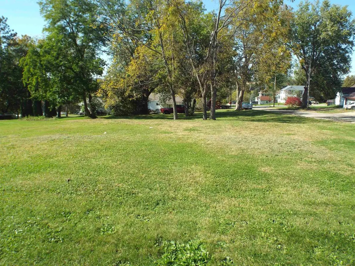 101 W High Street, South Wayne, WI 53587 - #1