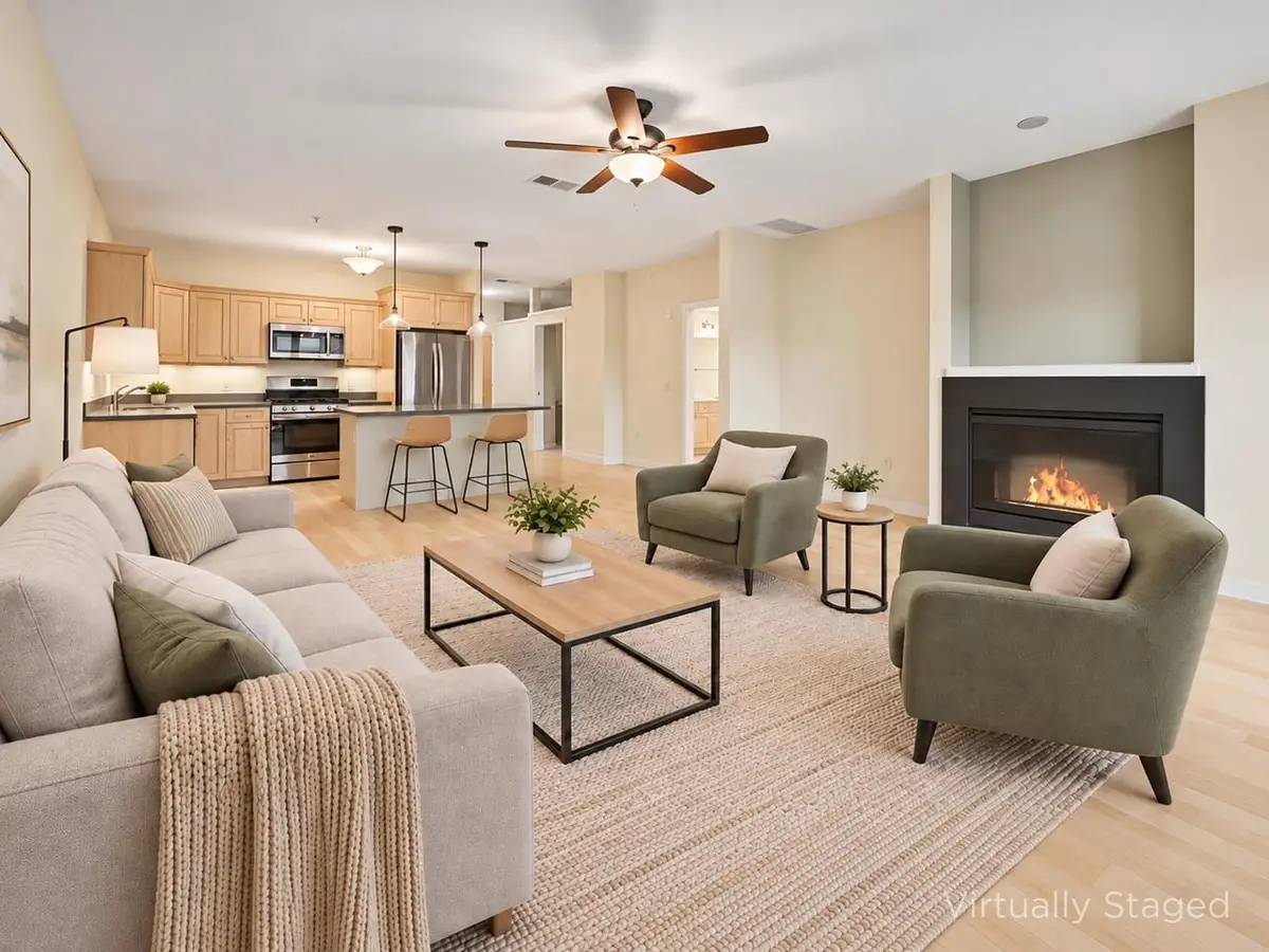 555 S Midvale Boulevard #321, Madison, WI 53711 - #1